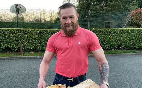 McGregor Polo Shirt: Conor Shows How To Wear One With Style.